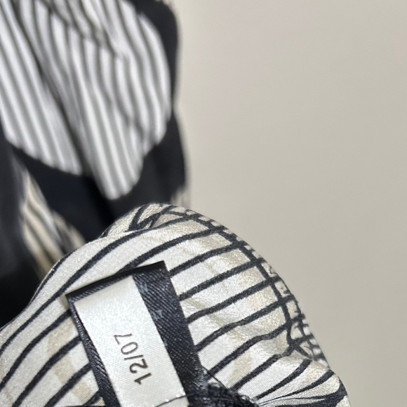 VTG Dress S 100% Silk Black Beige Geometric Square Neck 3/4 Sleeve Coctail Party - Picture 8 of 8